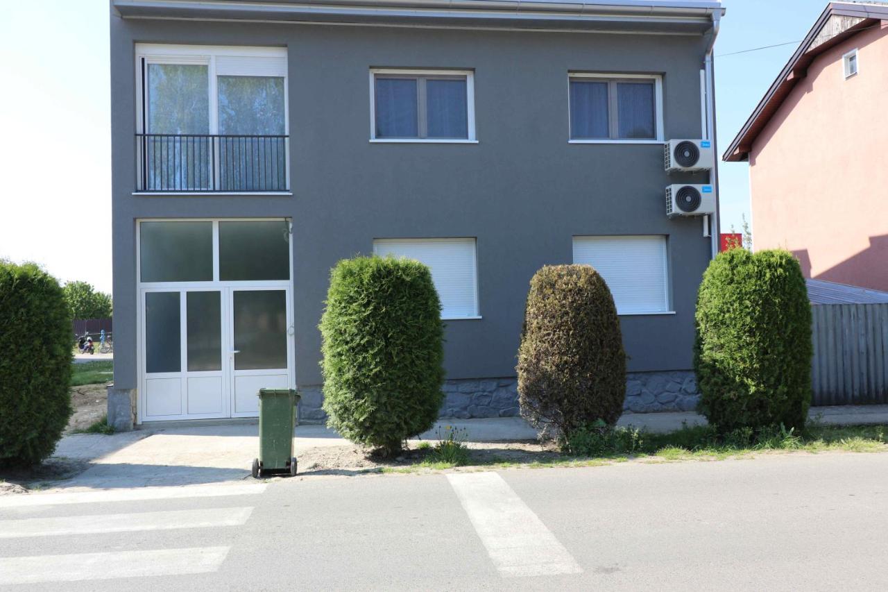 Donji Miholjac Forum Apartmani I Sobe מראה חיצוני תמונה