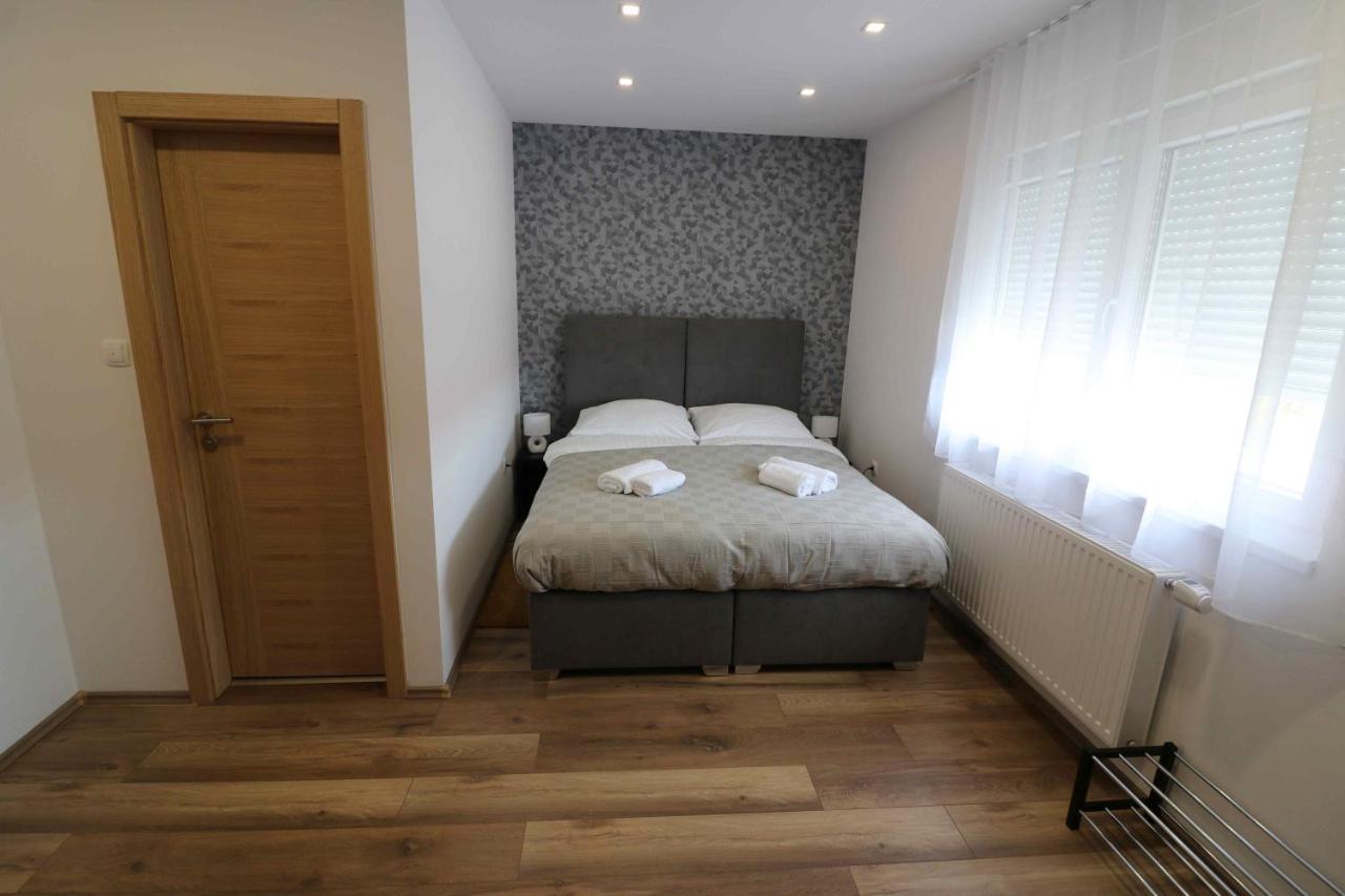 Donji Miholjac Forum Apartmani I Sobe מראה חיצוני תמונה